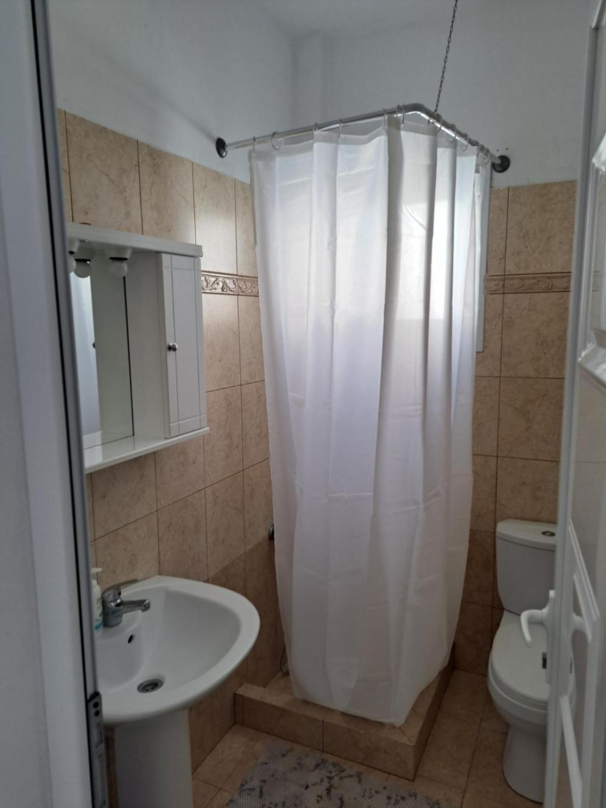 Apartment With Sea View And Balcony 60M From Beach Aegina Ngoại thất bức ảnh