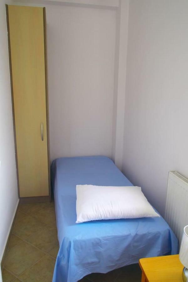 Apartment With Sea View And Balcony 60M From Beach Aegina Ngoại thất bức ảnh